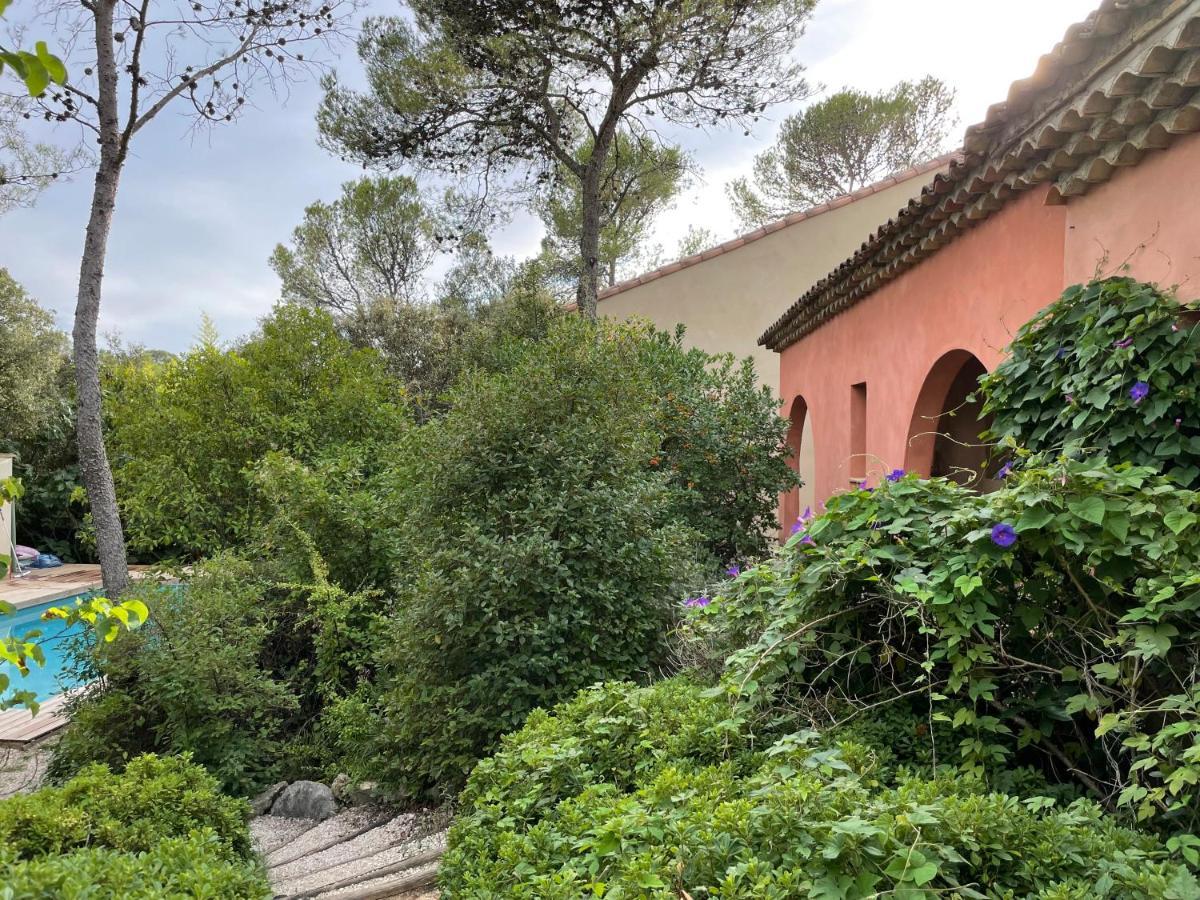 Oustal Du Pic Saint Loup Hotel Exterior photo